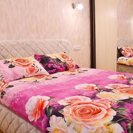 Julias Apartments Riga, 3X Rooms Exteriör bild